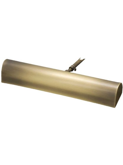Traditional 14 inch Picture Light in Antique Brass.